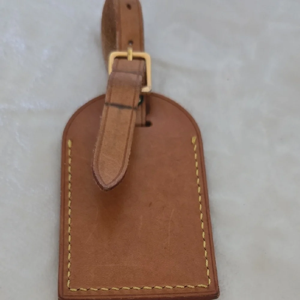 Authentic Louis Vuitton Brown Leather Luggage Tag